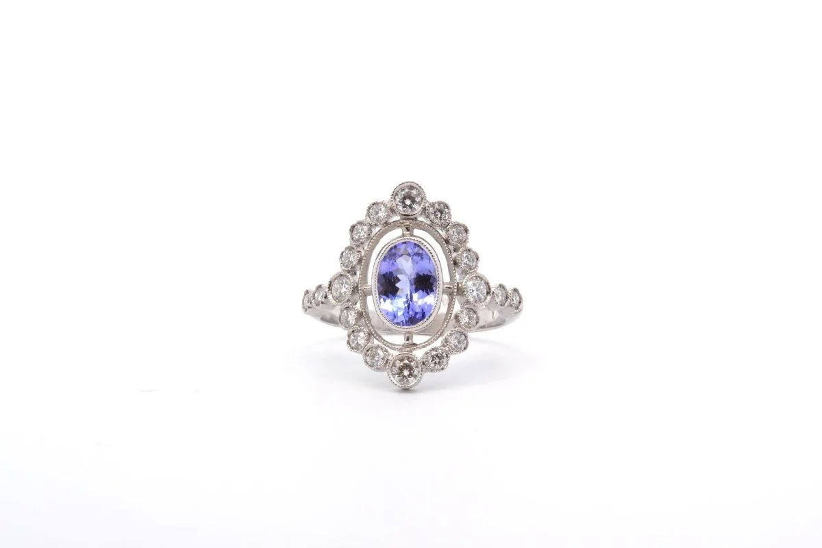 Bague vintage tanzanite et diamants en or