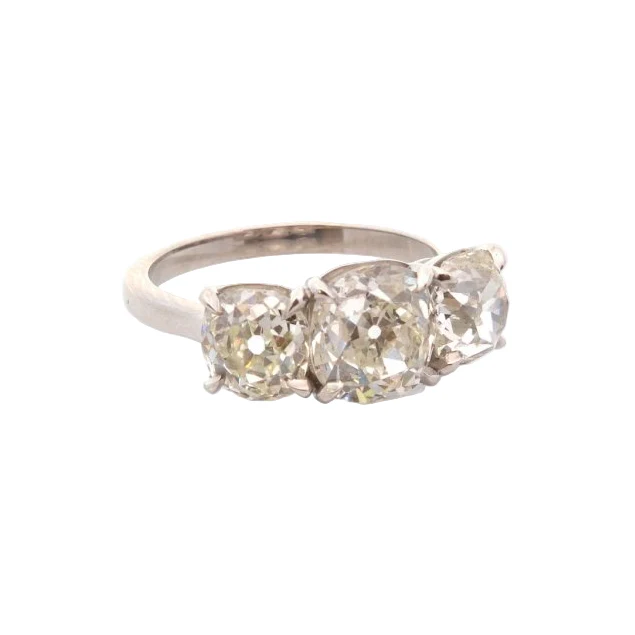 Bague Trilogie en platine et diamants - Image 5
