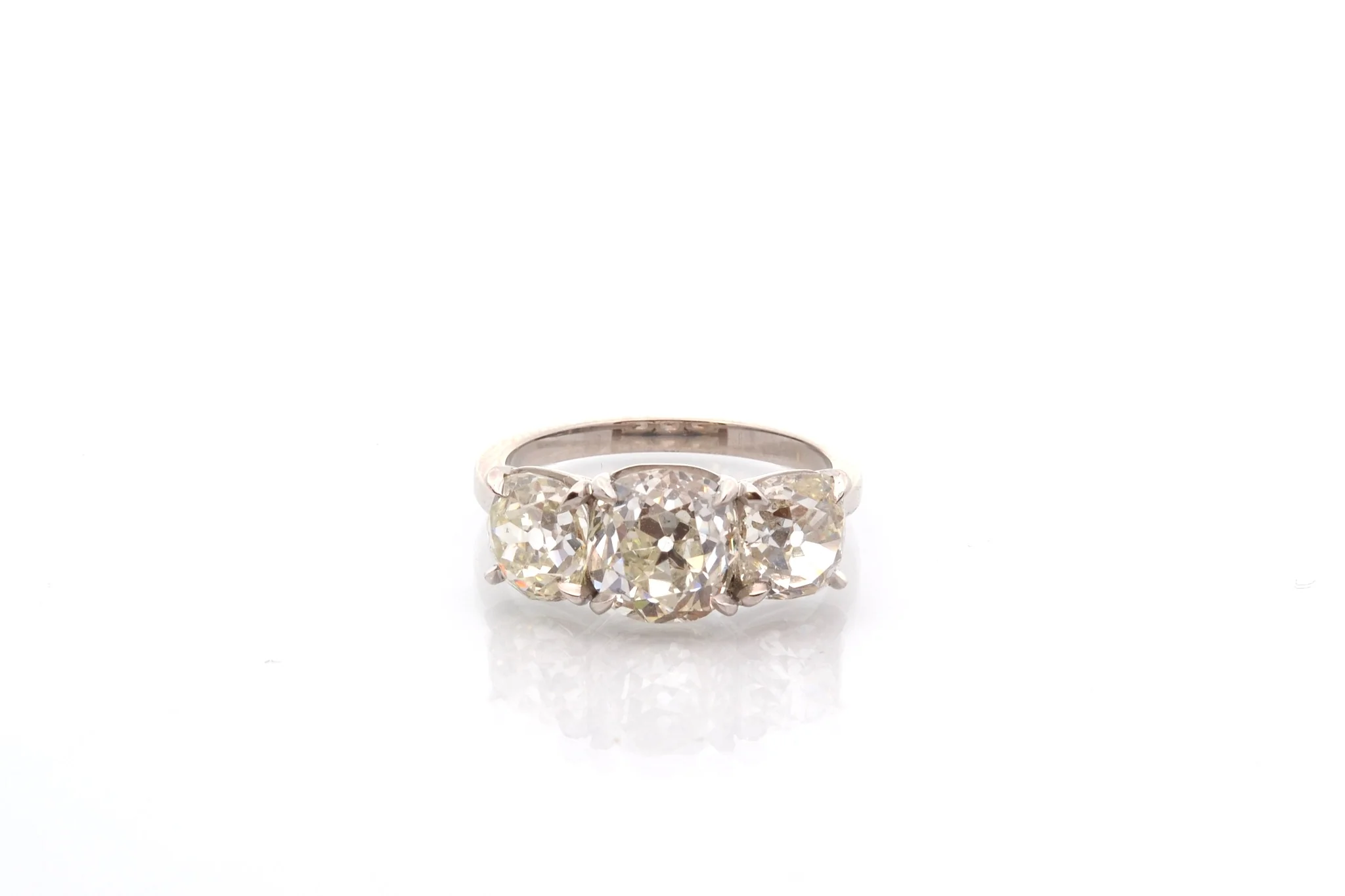 Bague VINTAGE Trilogue en platine et diamants - Image 2