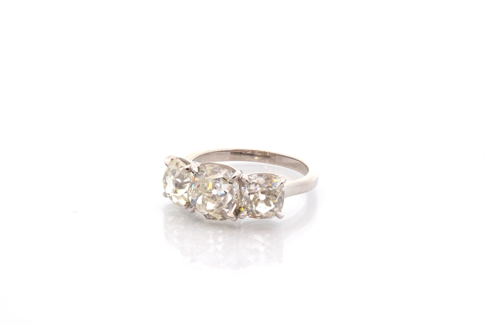 Bague VINTAGE Trilogue en platine et diamants - Image 3