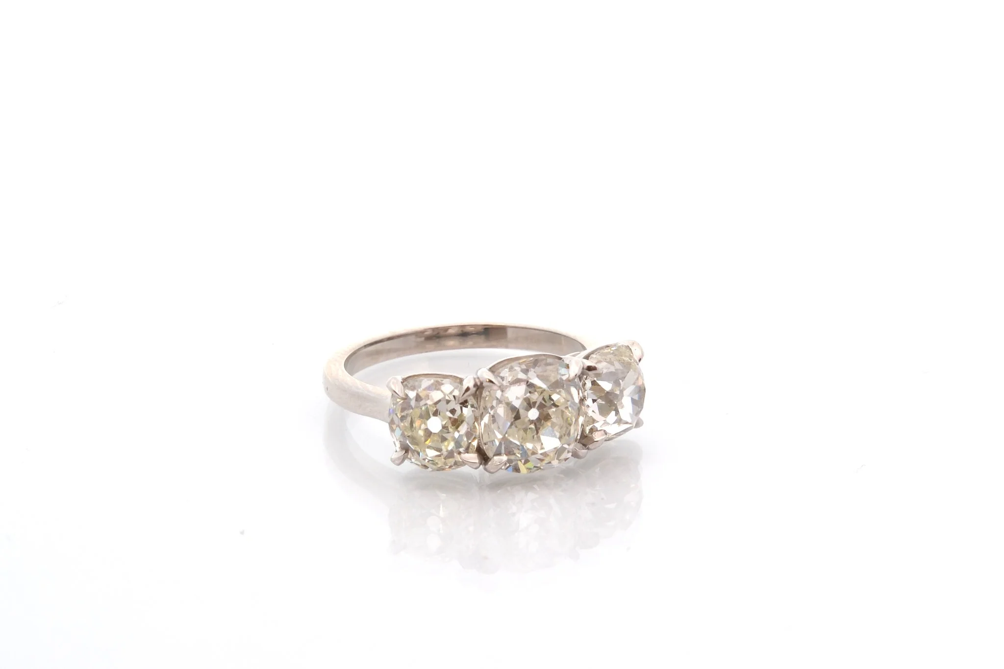 Bague VINTAGE Trilogue en platine et diamants - Image 4