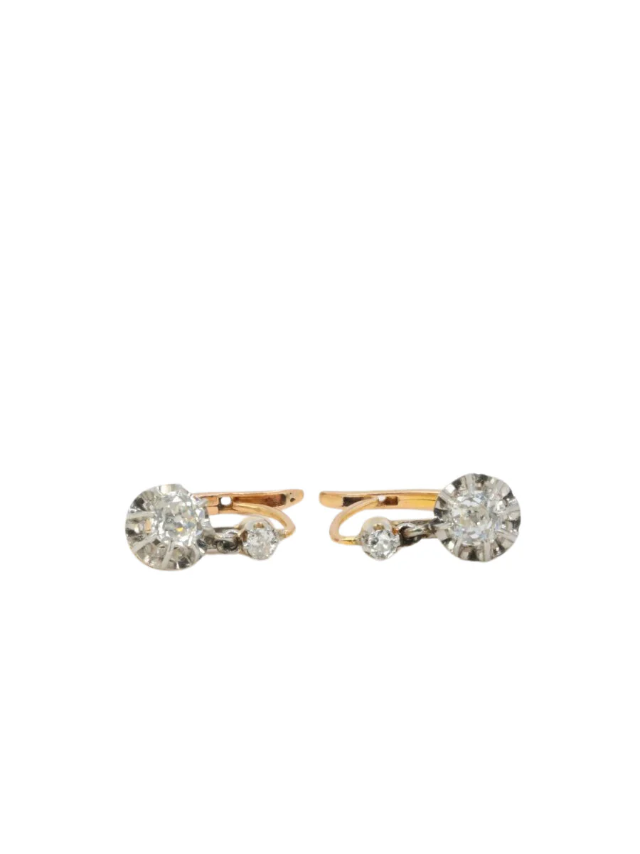 Boucle d’oreilles dormeuses anciennes en or, argent et diamants taille ancienne - Image 3