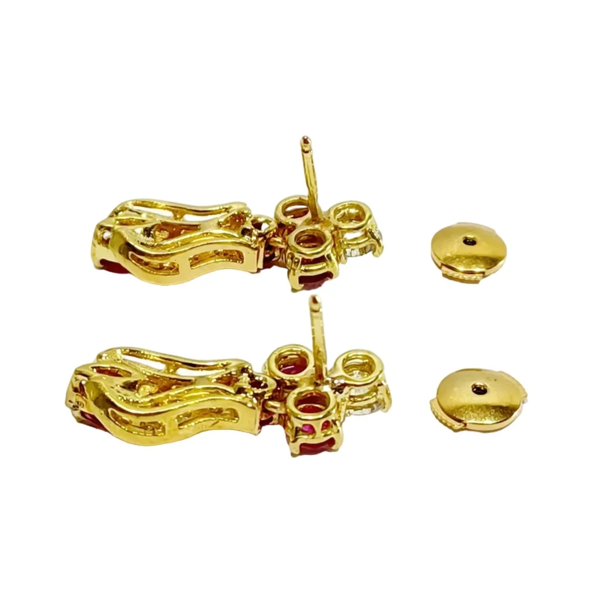 Boucle d'oreilles Pendantes en or jaune, rubis et diamants - Image 6
