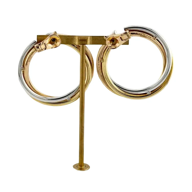 Boucles d’oreilles Clips CARTIER "Trinity" en or blanc, or jaune, or rose et diamants - Image 6