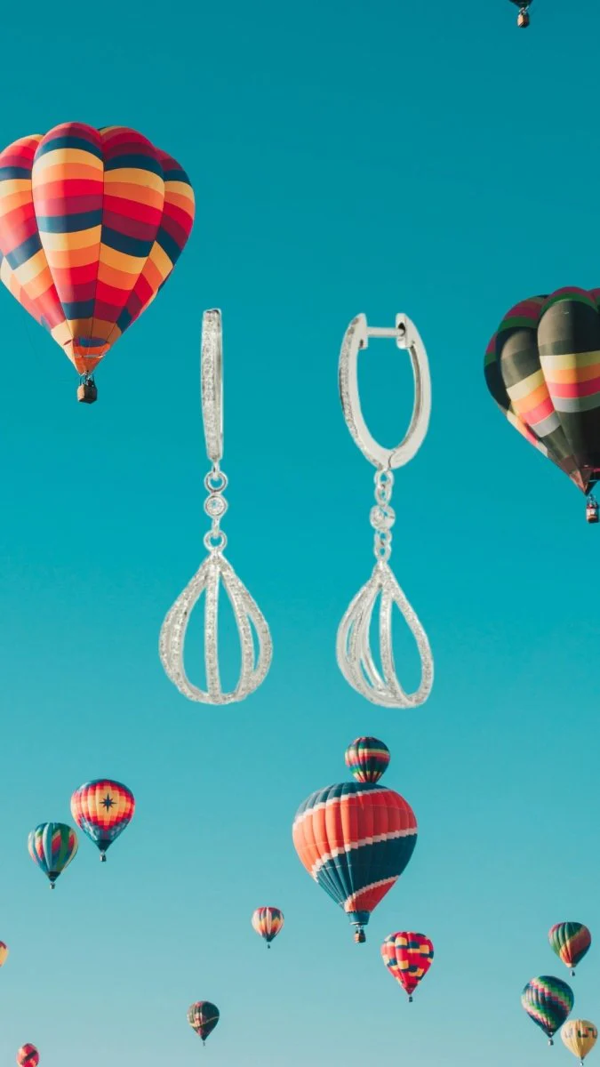 Boucles d’Oreilles Montgolfières Diamants Or Gris 18 Carats - Image 4