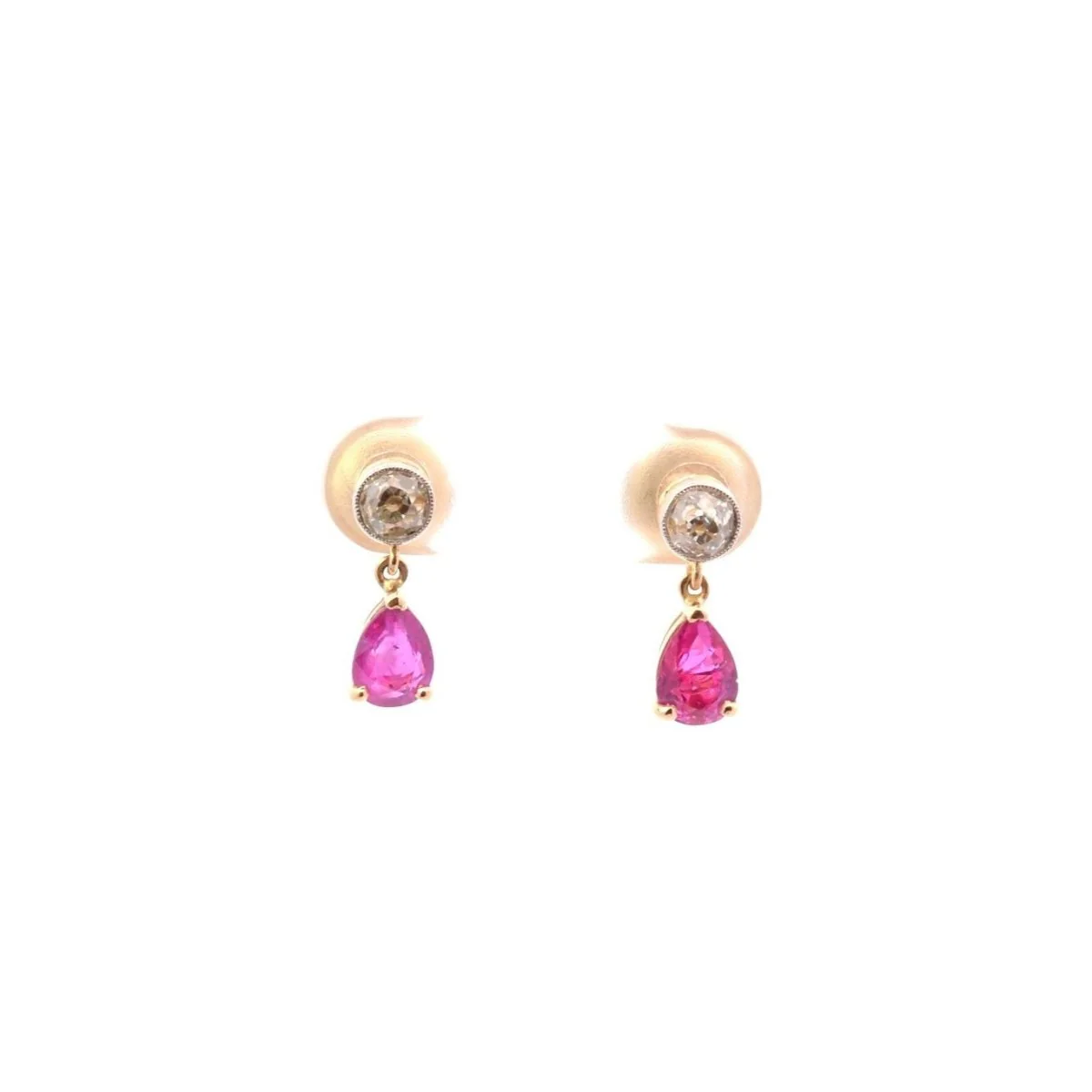 Boucles d’oreilles en or, rubis et diamants - Image 2