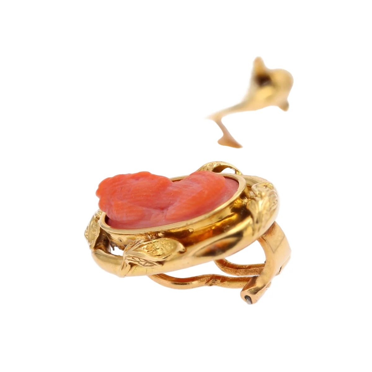Boucles d'oreilles Clips en or jaune et corail - Image 3