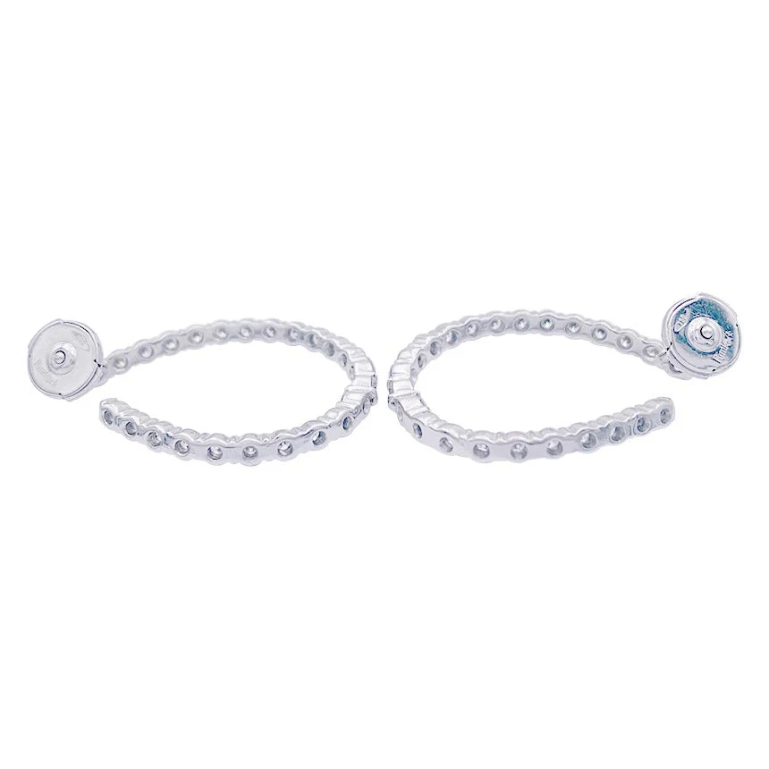 Boucles d'oreille créoles or blanc, diamants. - Image 2