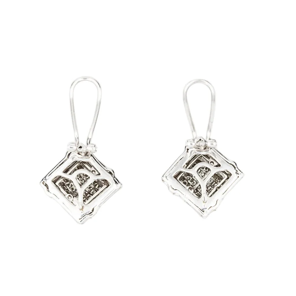 Boucles d'oreilles Puces en or blanc et diamants - Image 5