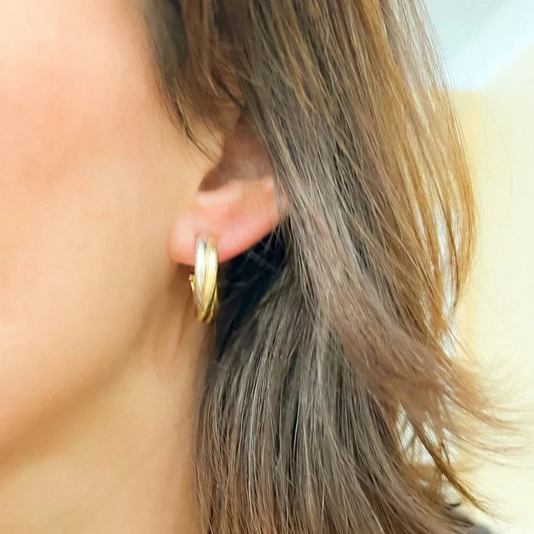 Boucles d'oreilles CARTIER "Trinity" en or jaune, or blanc et or rose - Image 2
