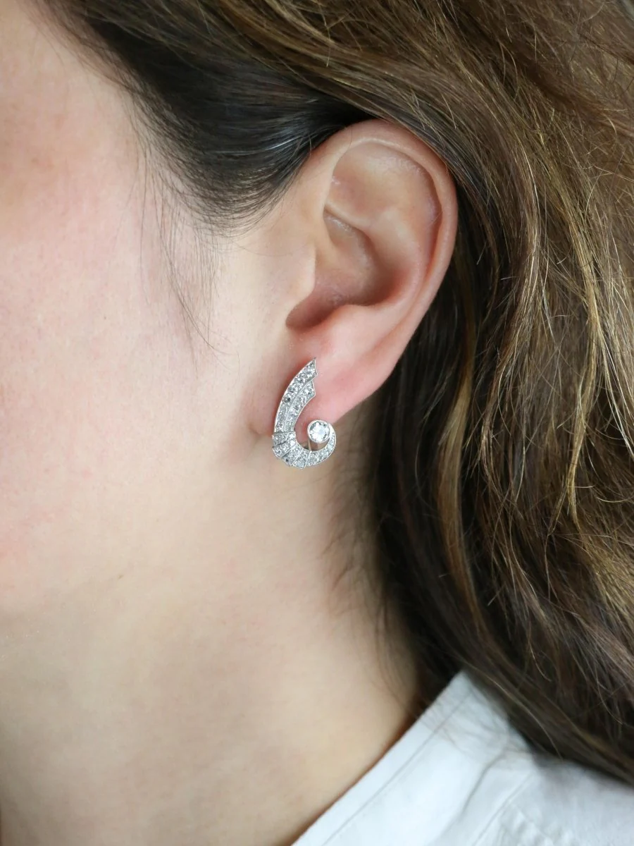 Boucles d'oreilles Ailes diamants Art Déco - Image 2