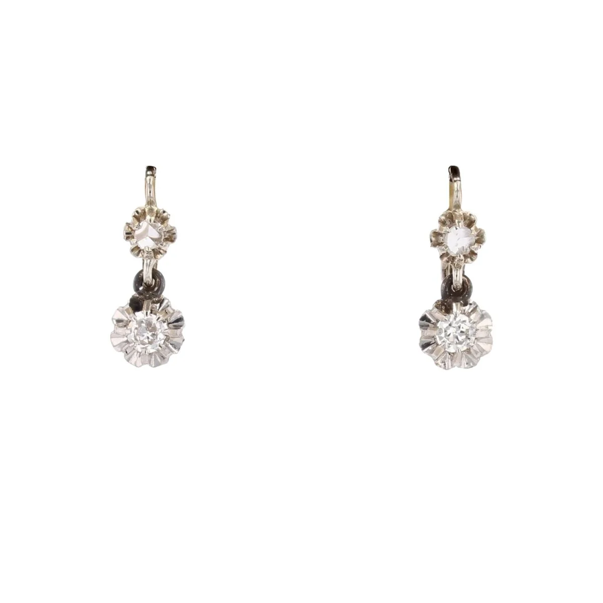 Boucles d'oreilles Dormeuses en or blanc, platine et diamants