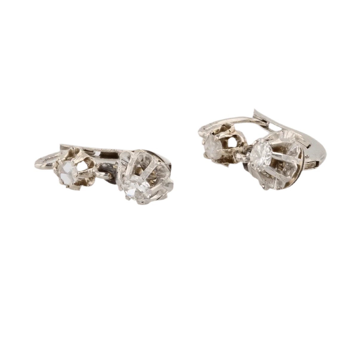 Boucles d'oreilles Dormeuses en or blanc, platine et diamants - Image 5