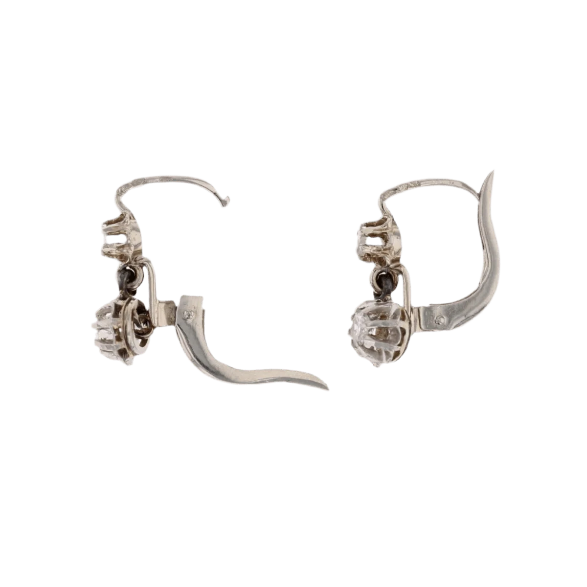 Boucles d'oreilles Dormeuses en or blanc, platine et diamants - Image 6