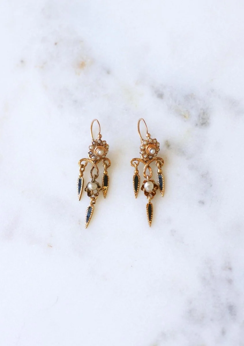 Boucles d'Oreilles Anciennes Pendantes Email et Perles - Image 2