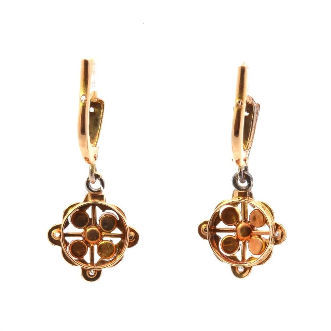 Boucles d'oreilles Pendantes en or jaune, perles et diamants - Image 2