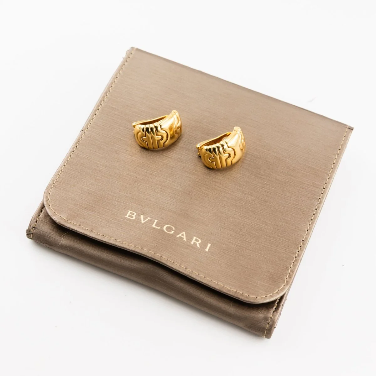 Boucles d'oreilles Clips BULGARI "Parentesi" en or jaune - Image 12