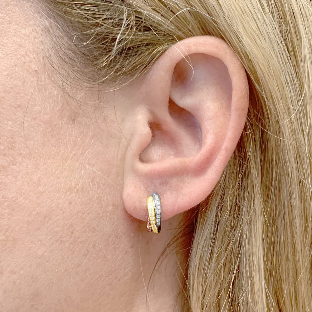 Boucles d'oreilles Créoles CARTIER "Trinity" en or blanc, or jaune, or rose et diamants - Image 2