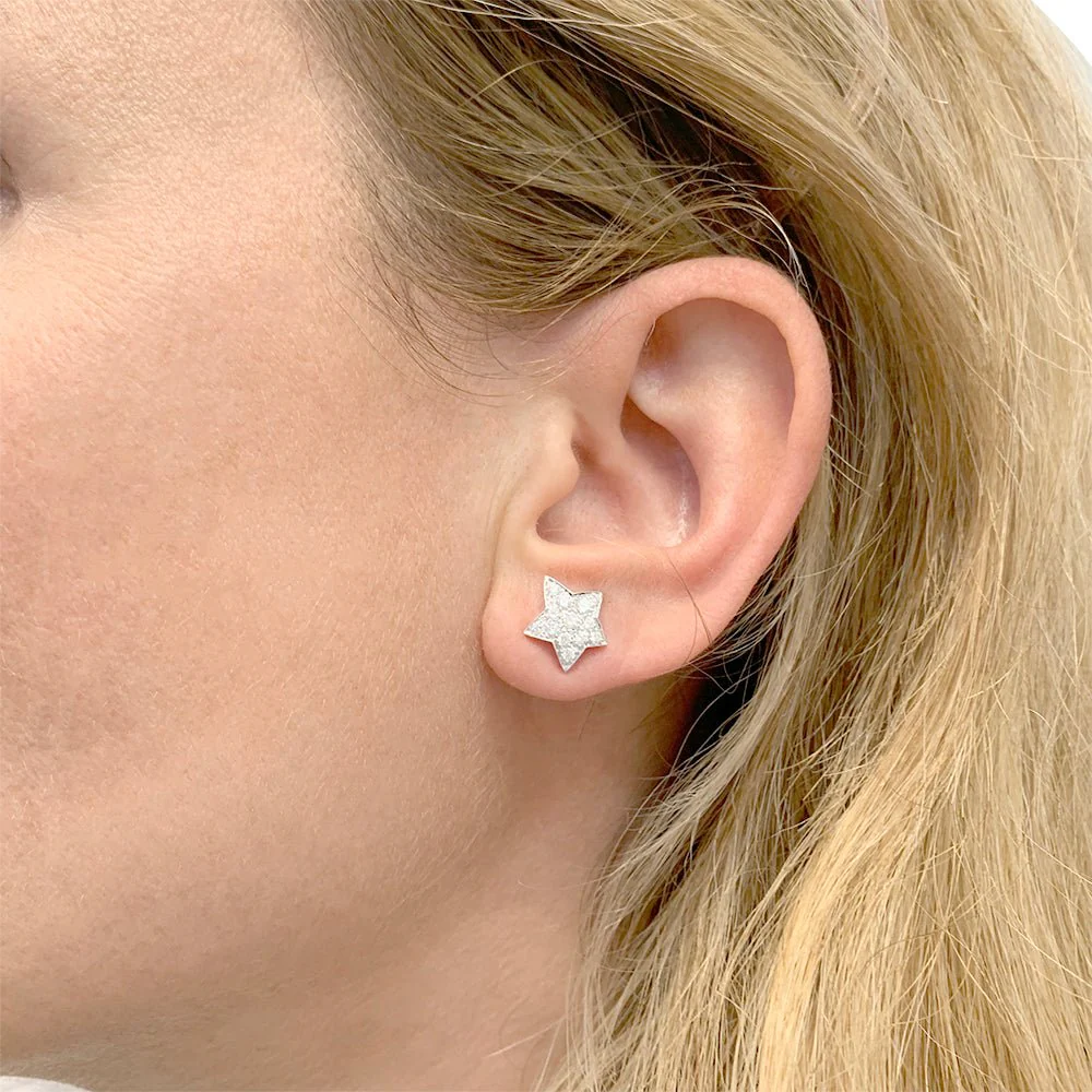 Boucles d'oreilles CHANEL "Comète" en or blanc et diamants - Image 5