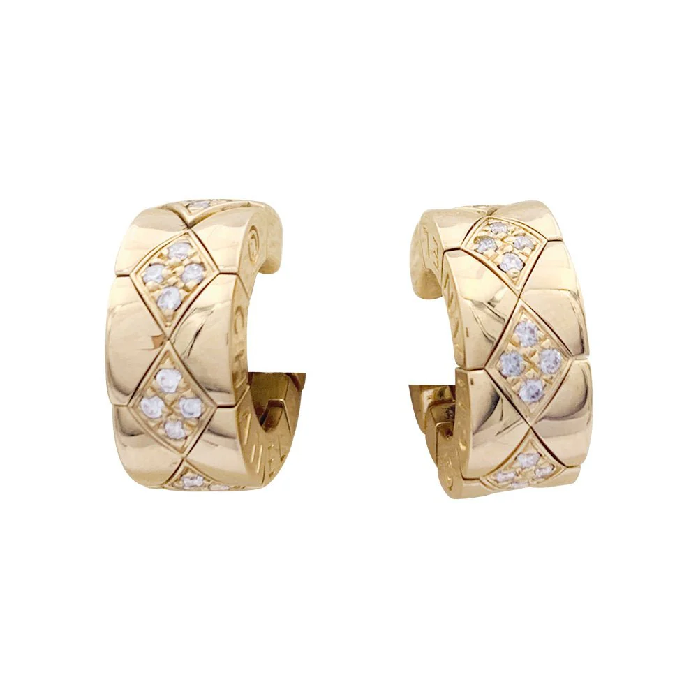 Boucles d'oreilles Chanel, "Matelassé" en or jaune et diamants.