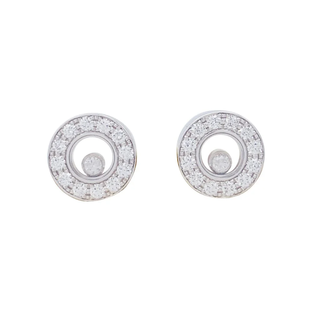 Boucles d'oreilles CHOPARD "Happy Diamonds" en or blanc et diamants. - Image 4