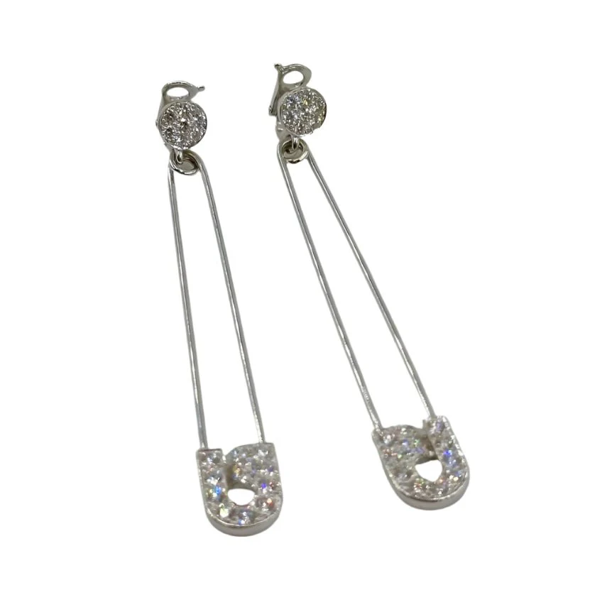 Boucles d'oreilles Clip CHANEL en or blanc et diamants