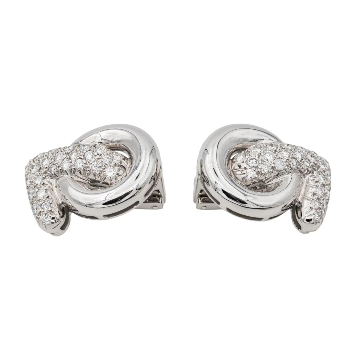 Boucles d'oreilles Clip en or blanc et diamants - Image 3