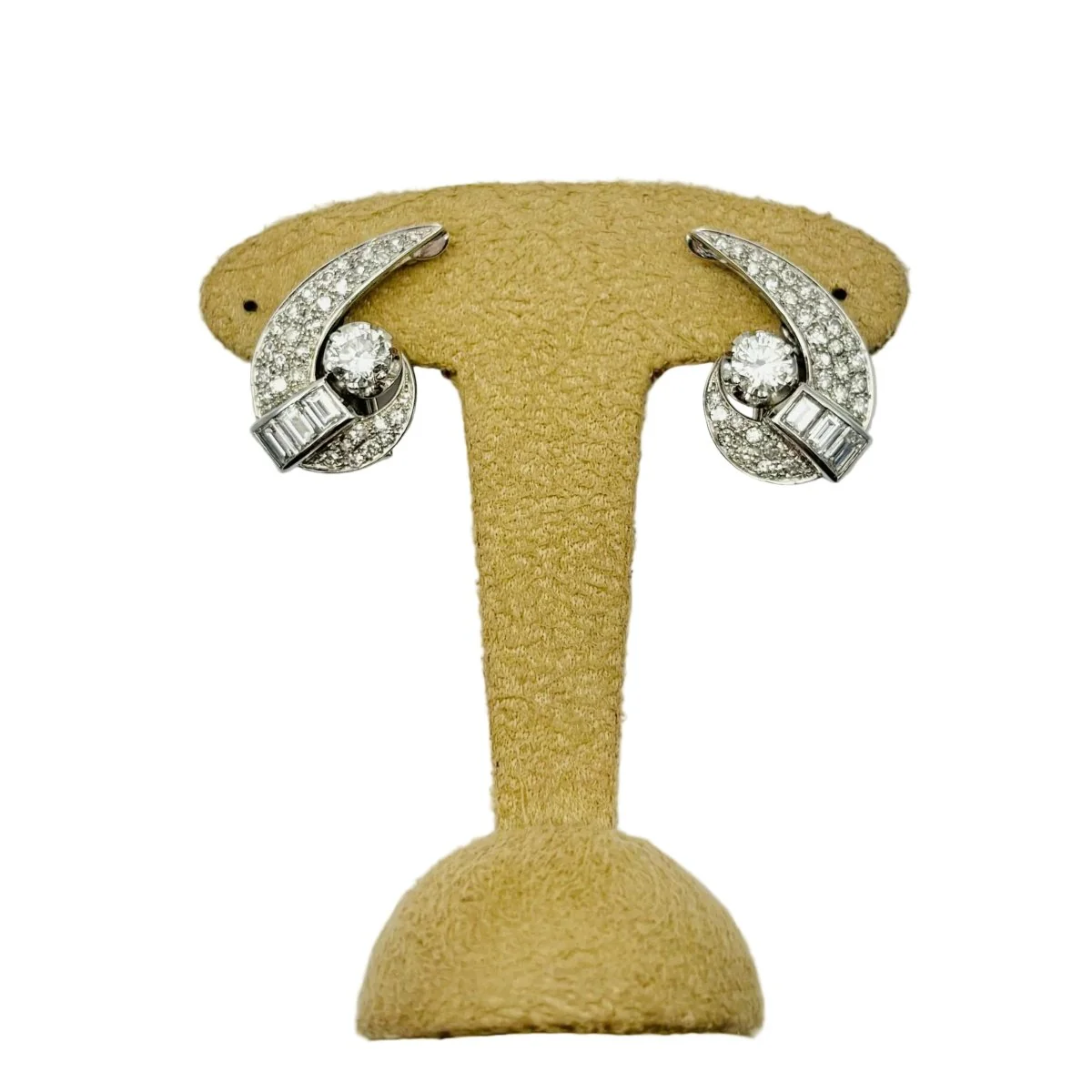 Boucles d'oreilles Clips en or blanc, platine et diamants - Image 3