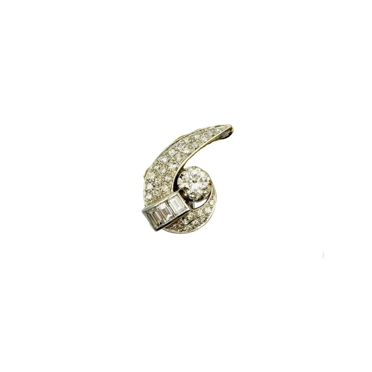 Boucles d'oreilles Clips en or blanc, platine et diamants - Image 4