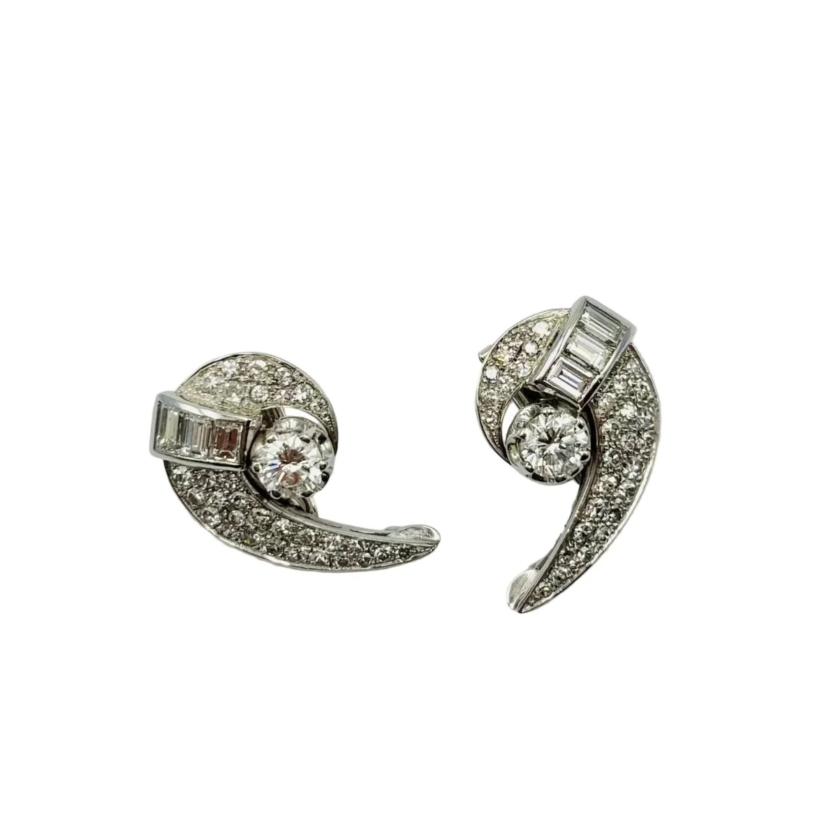 Boucles d'oreilles Clips en or blanc, platine et diamants - Image 5