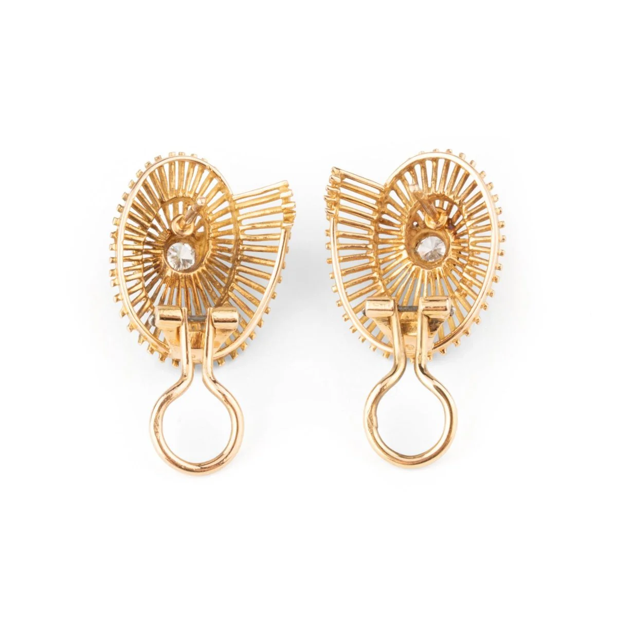 Boucles d'oreilles Clip "Feuillages" en or jaune et diamants - Image 3