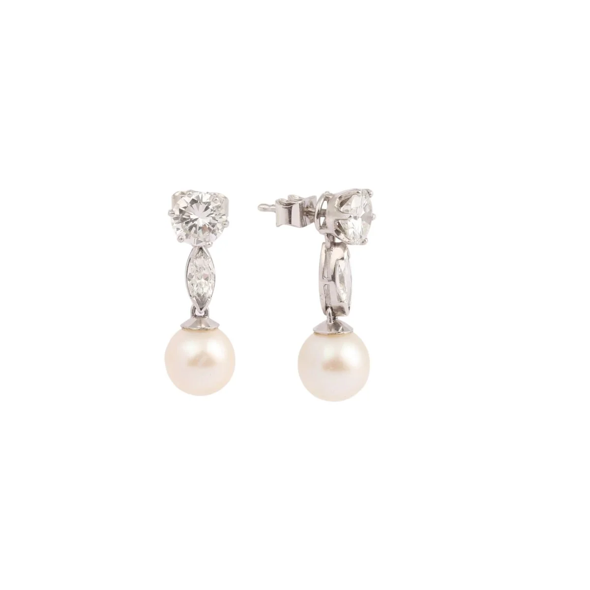 Boucles d'oreilles Pendantes en or blanc, platine, perles et diamants - Image 3