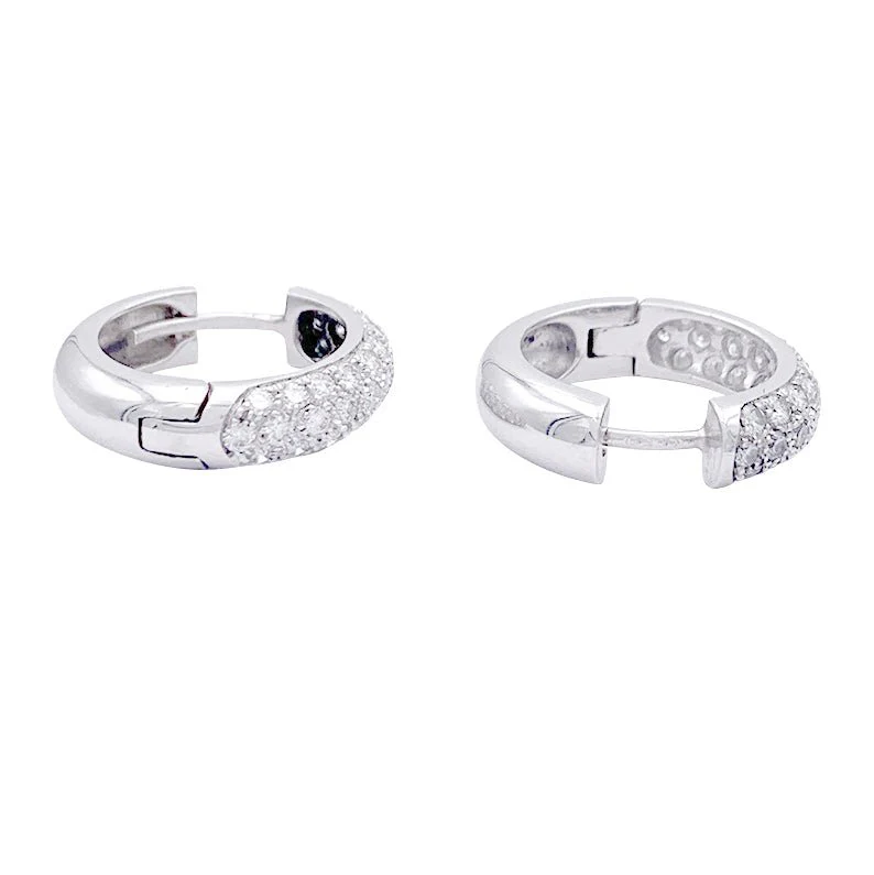 Boucles d'oreilles créoles en or blanc, diamants. - Image 5