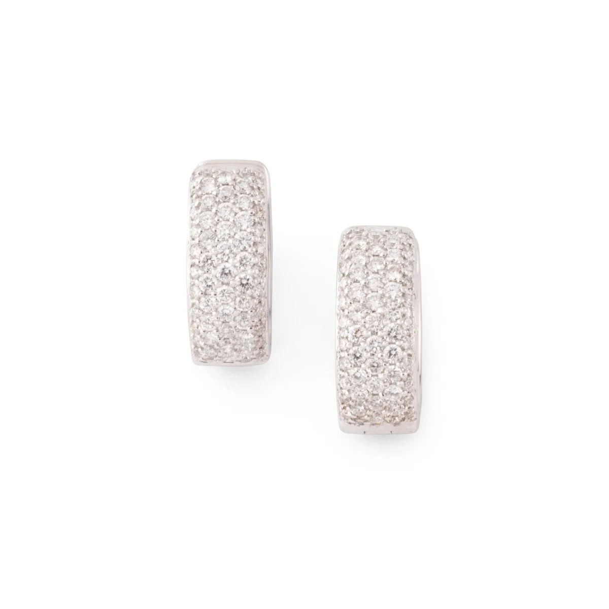Boucles d'oreilles Créoles en or blanc et diamants - Image 2