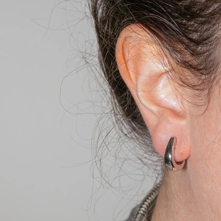 Boucles d'oreilles Créoles en or blanc - Image 2