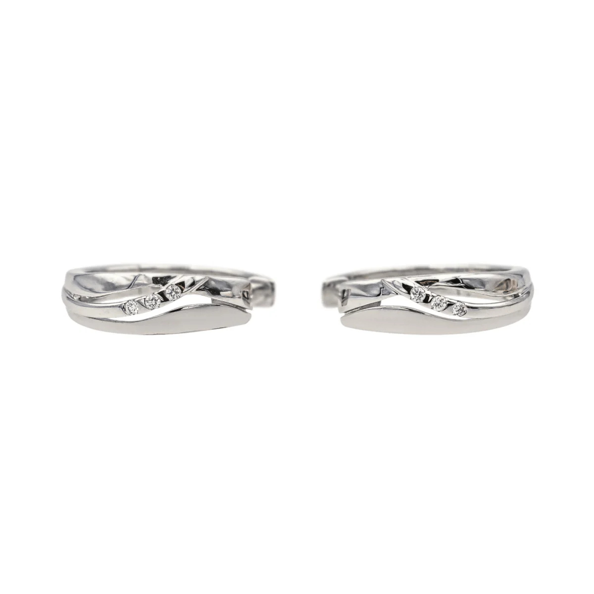 Boucles d'oreilles Créoles en or blanc et diamants - Image 3