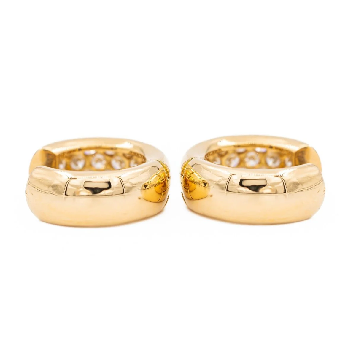 Boucles d'oreilles Créoles en or jaune et diamants - Image 5
