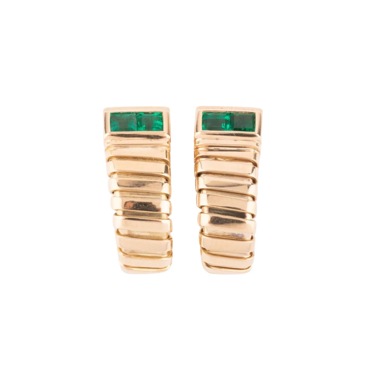 Boucles d'oreilles de la maison Bvlgari en émeraudes sur or jaune