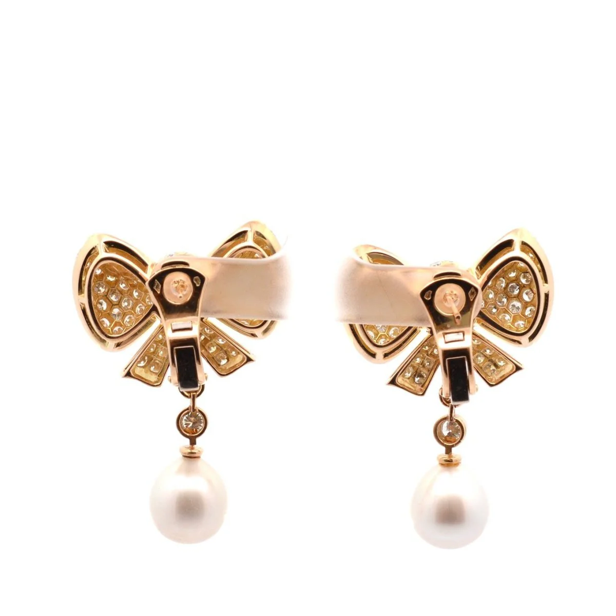 Boucles d'oreilles Pendantes en or jaune, perles et diamants - Image 2