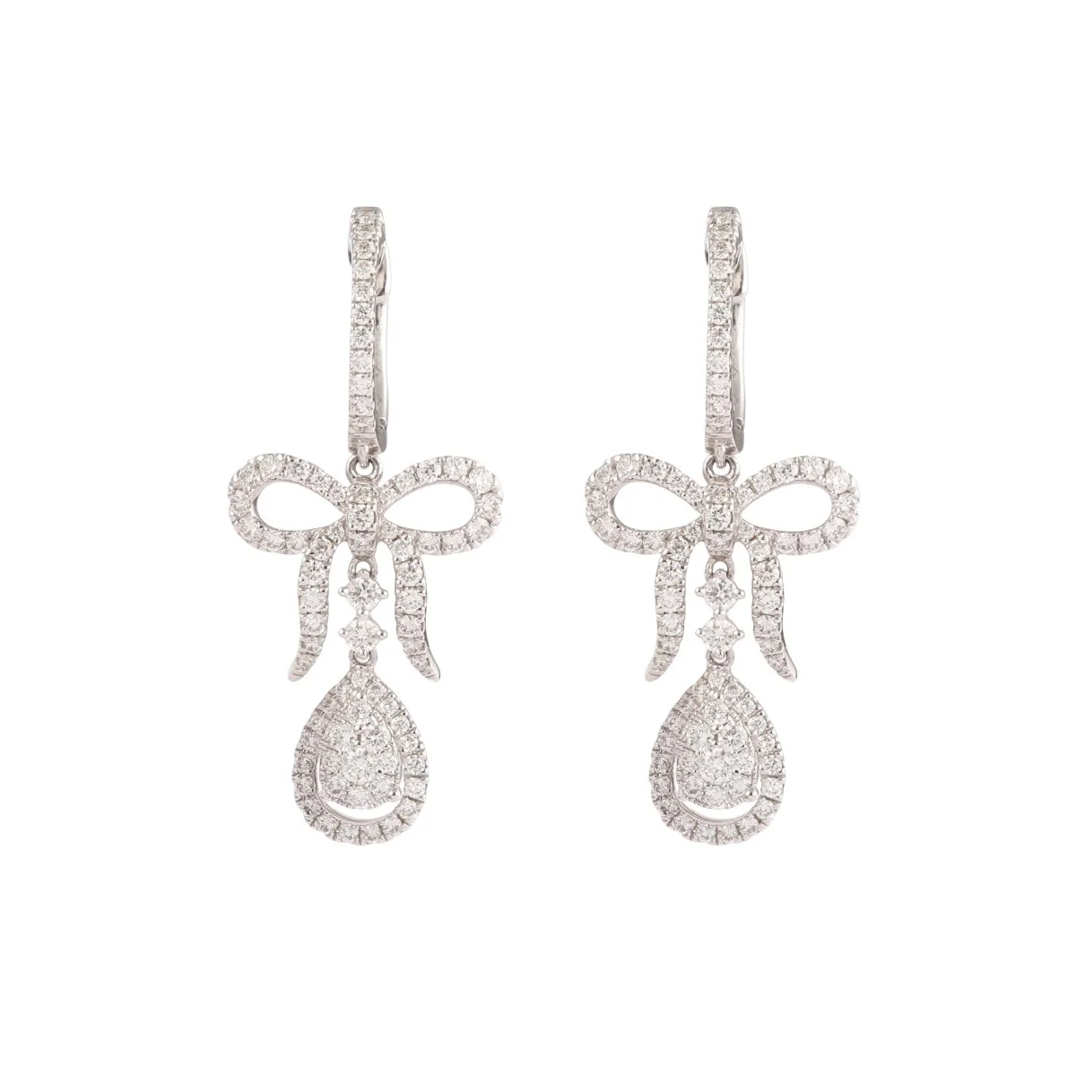 Boucles d'oreilles Dormeuses en or blanc et diamants