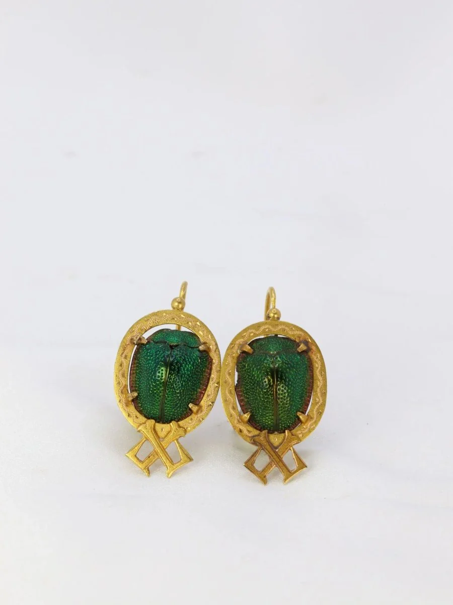 Boucles d'oreilles dormeuses or jaune scarabée - Image 3