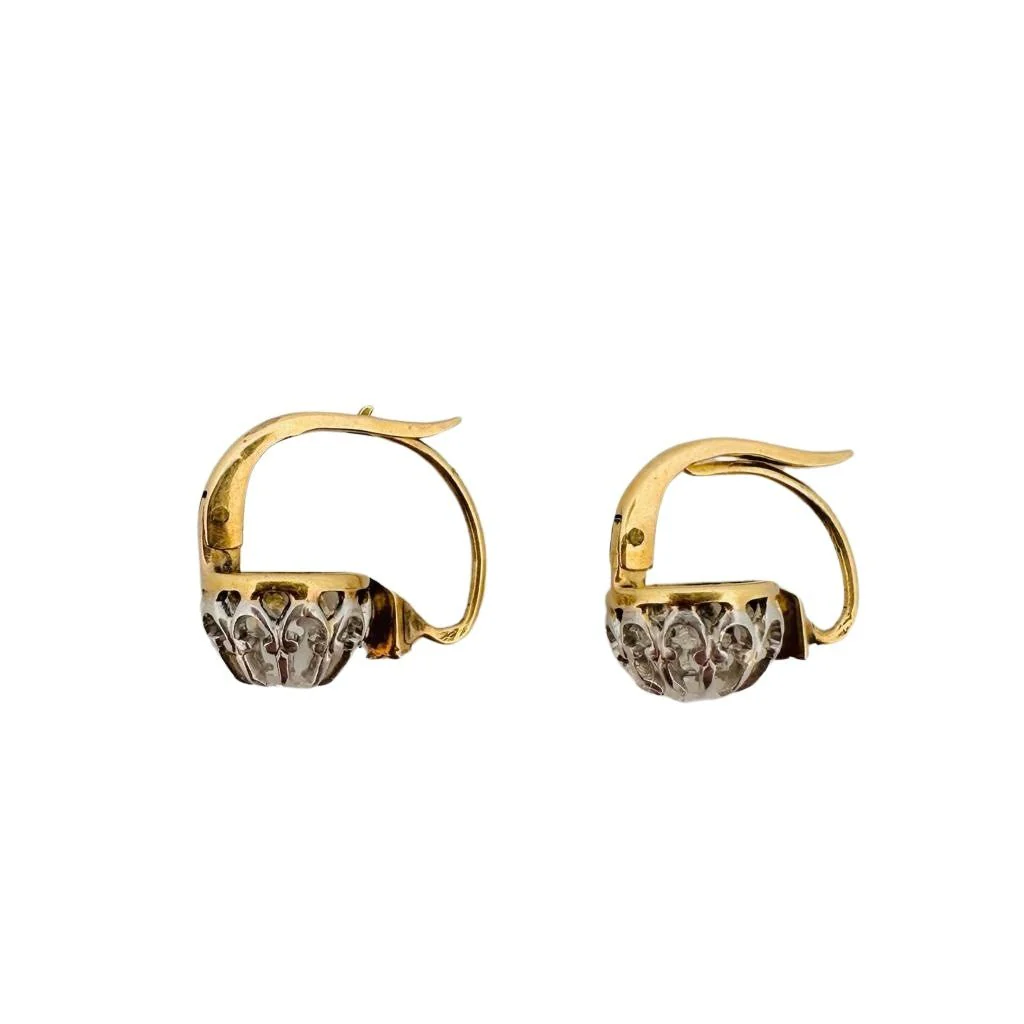 Boucles d'oreilles Dormeuses en or jaune et diamants - Image 5