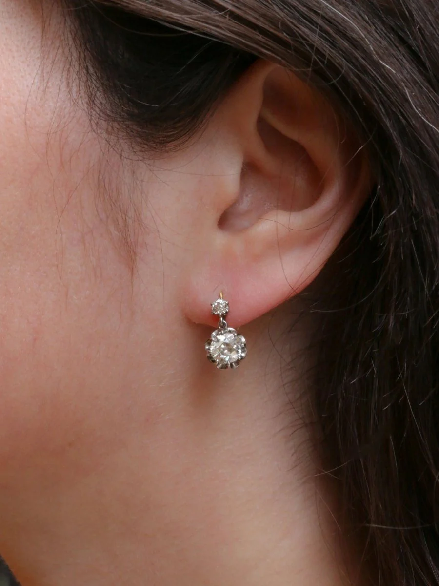 Dormeuses anciennes or diamants taille ancienne 2,2 ct - Image 2