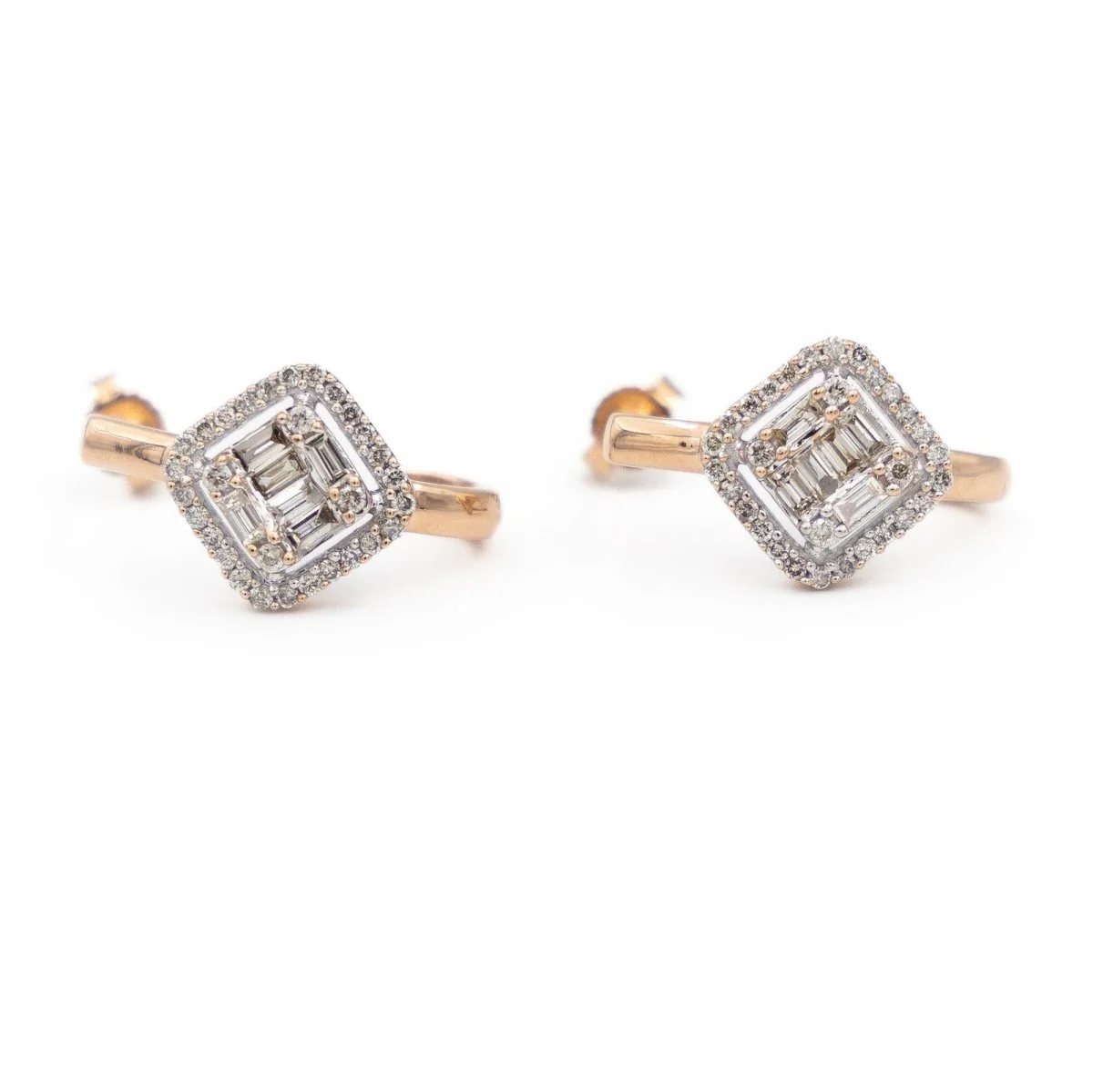 Boucles d'oreilles Dormeuses en or rose et diamants