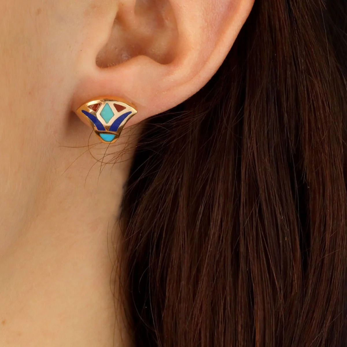 Boucles d'oreilles égyptiennes en or jaune et émail - Image 2