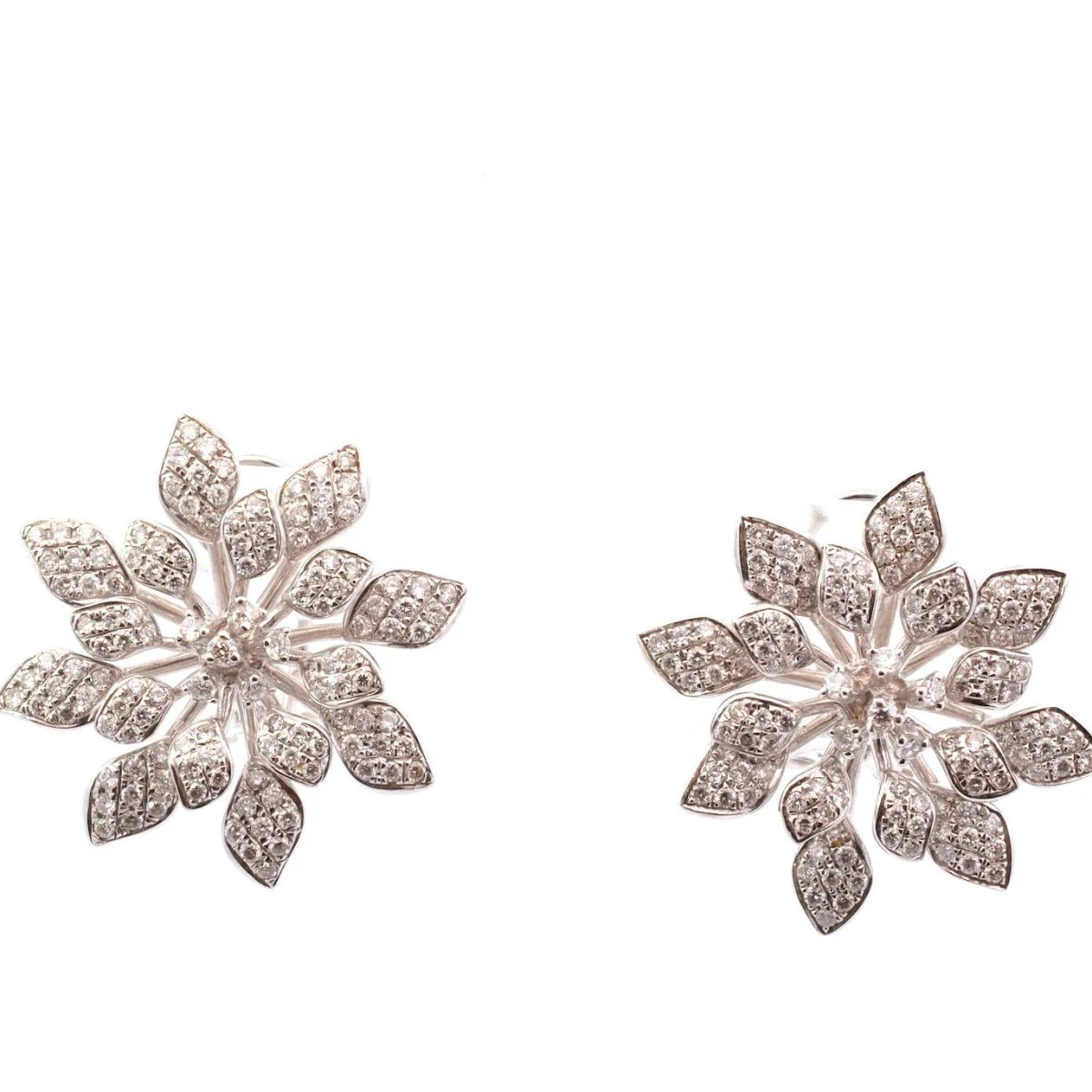 Boucles d'oreilles Clips en or blanc et diamants