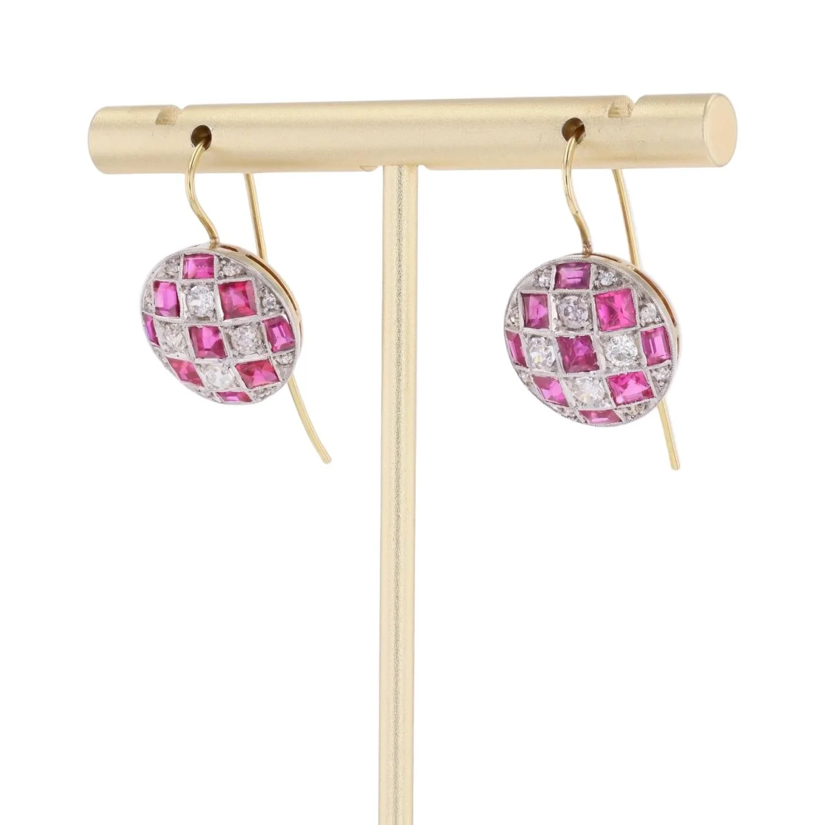 Boucles d'oreilles en or jaune, platine, rubis et diamants - Image 3
