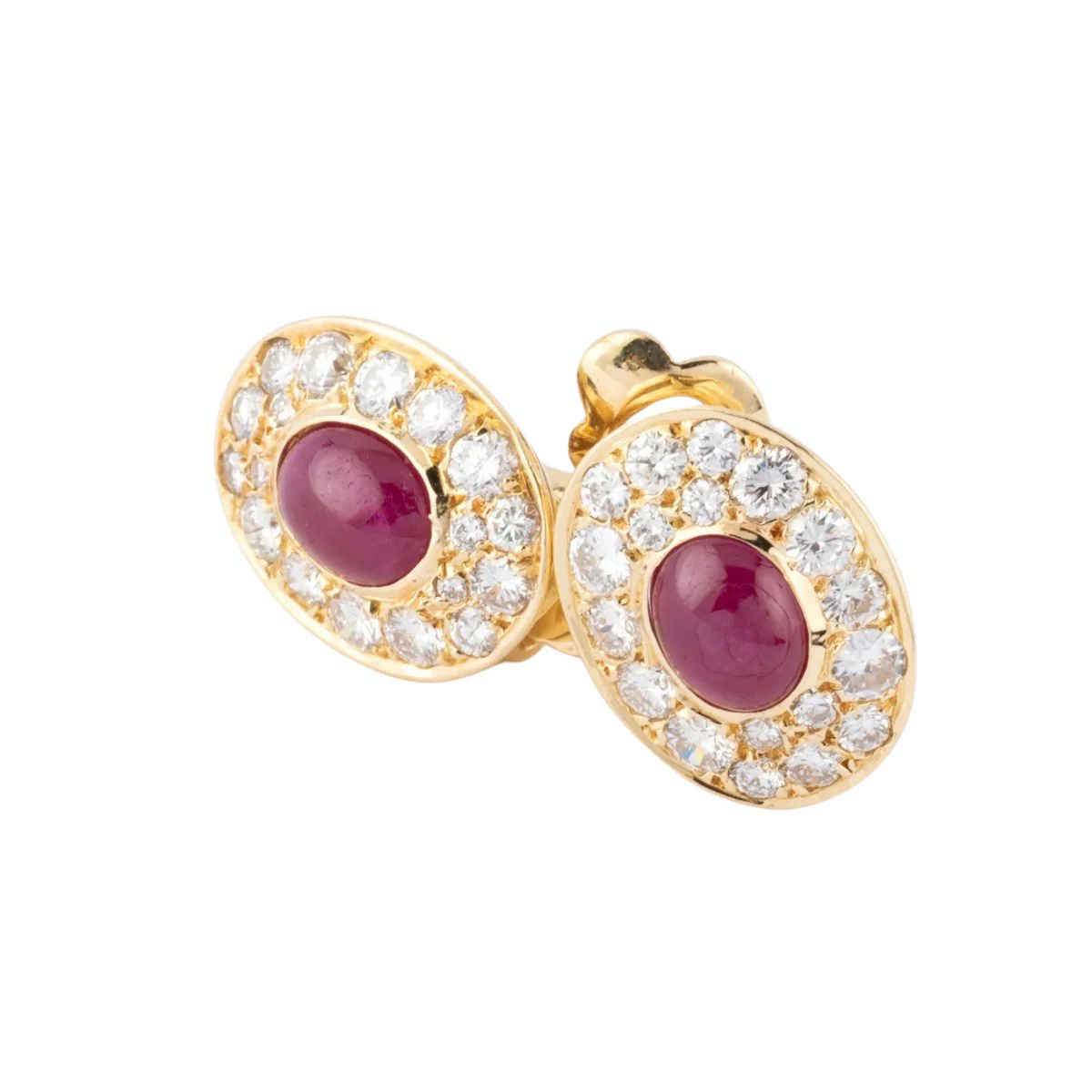 Boucles d'oreilles en rubis et diamants de la maison Van Cleef and Arpels - Image 3