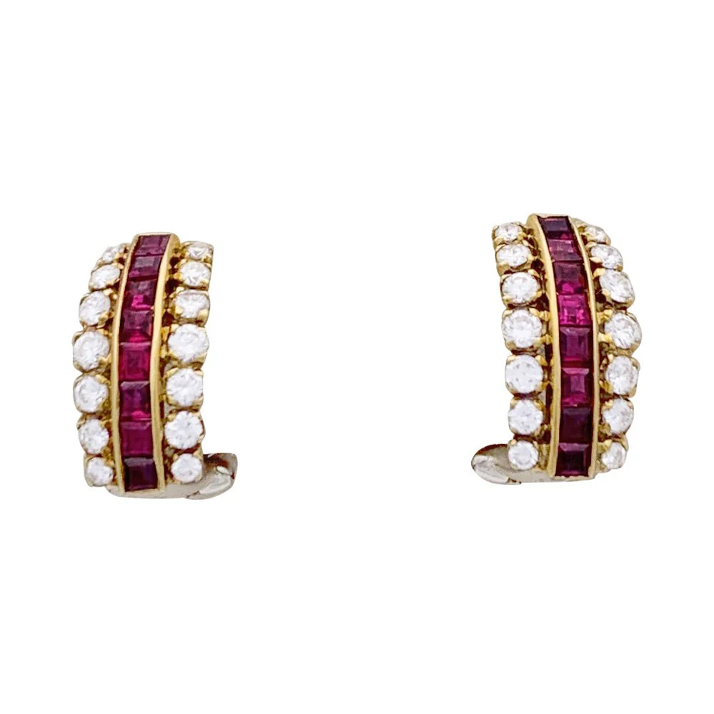 Boucles d'oreilles FRED, or jaune, diamants et rubis.