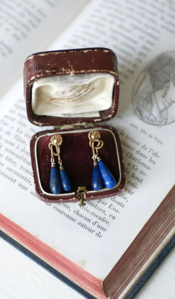 Boucles d'Oreilles Goutte Lapis Lazuli sur Or Jaune - Image 4